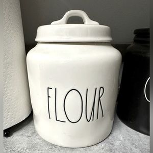 Rae Dunn Flour canister